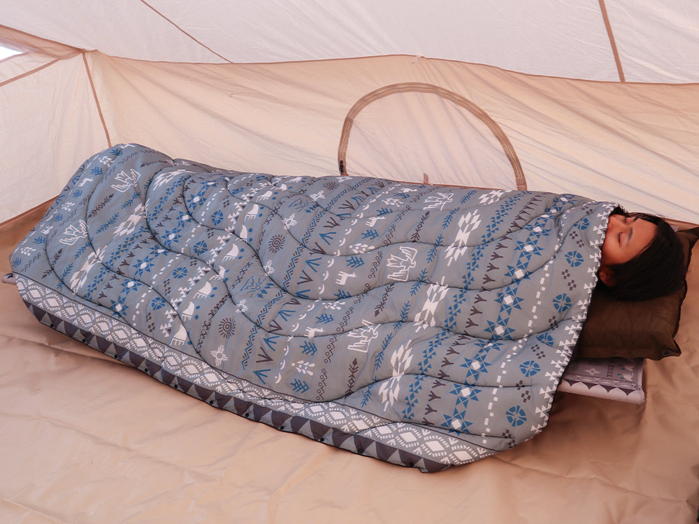 ナバホ柄 ブランケット オールシーズン対応 205cm×135cm｜FUTURE FOX